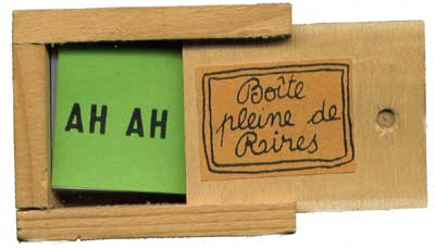 boite pleine de rires
